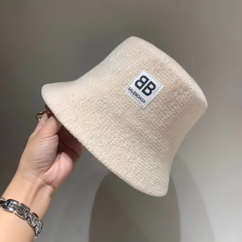 20冬季最新专柜款-Balenciaga双B字母渔夫帽，太阳帽，秋季灯芯绒面料，轻盈透气百搭款，可折叠出门携带方便