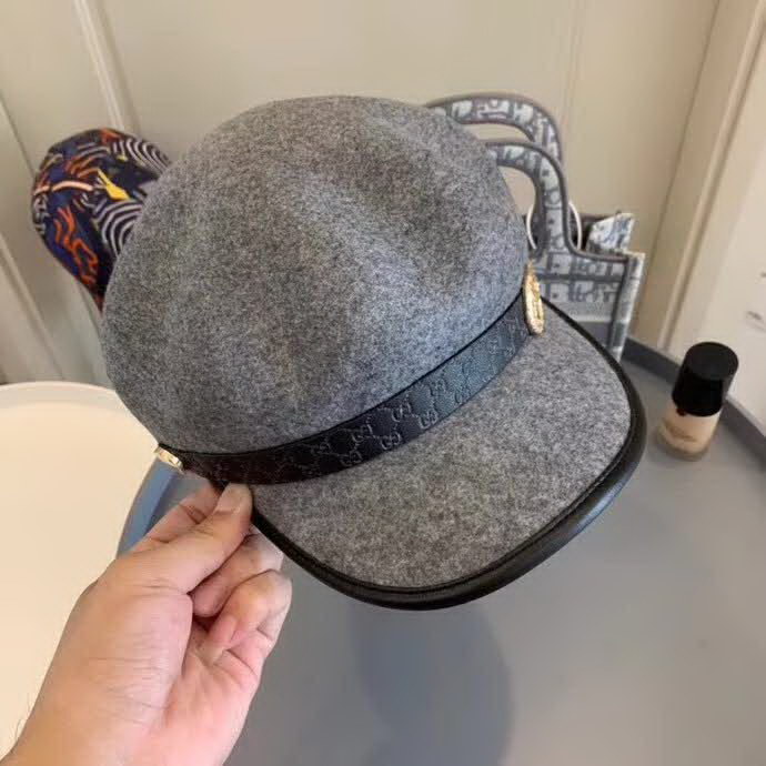 20冬季最新专柜款-古驰Gucci秋冬新款高品质羊毛军帽，经典时尚织带LOGO，法式名媛风！超显气质的款式