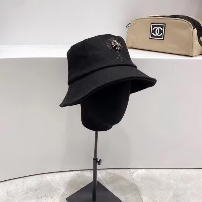 20冬季最新专柜款-ChromeHearts20秋冬新款羊毛呢子皮标十字架，个性街头朋克风，神秘复古十字架，帅气！帽型超正！精品刺绣皮边，妥妥的高级风！