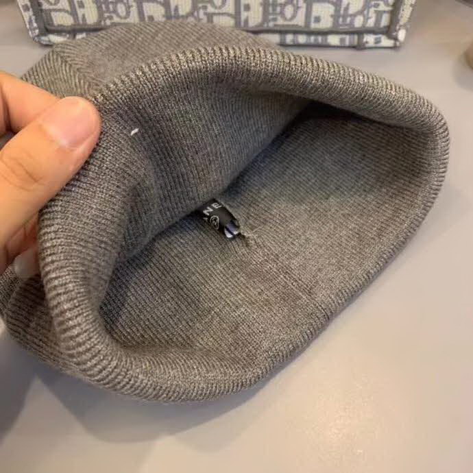 20冬季最新专柜款-Chanel针织羊毛毛线帽，羊毛，帅气朋克风。超酷时尚街头风