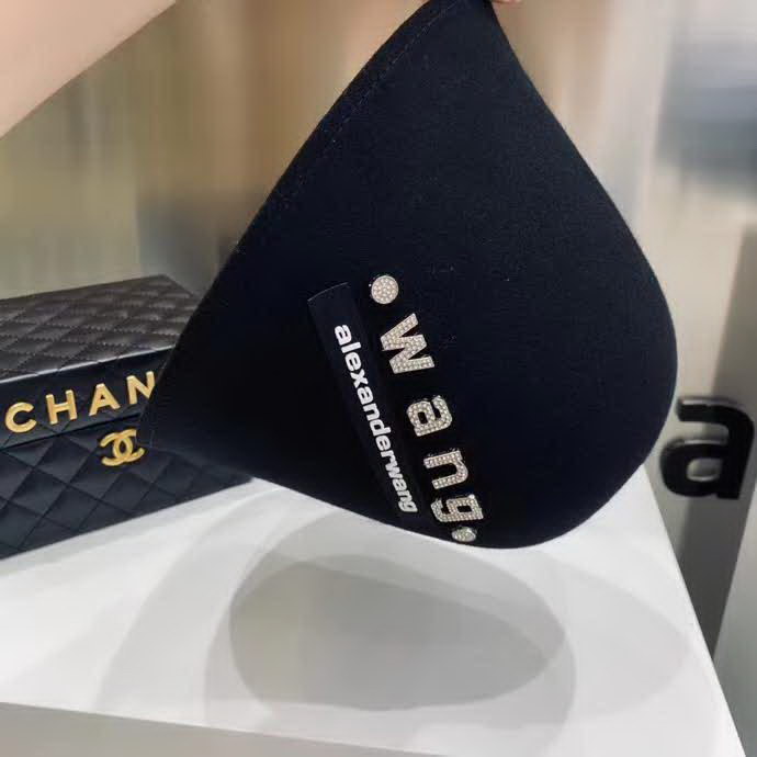 20冬季最新专柜款-亚力山大王新款羊毛桶帽渔夫帽，巨遮脸！超A的帽型，凹造型无敌了，定制羊毛，超有质感！