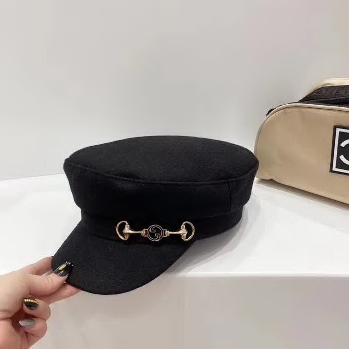 20冬季最新专柜款-古驰Gucci锁扣羊毛呢子军帽，简约轻奢大牌风，简约百搭气质款，保暖凹造型必备单品！