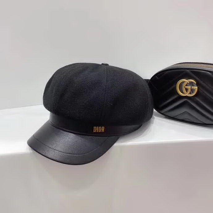 20冬季最新专柜款-迪奥Dior秋冬款呢子拼接八角贝雷帽！最经典的款式，得到最精致的升华！这款真的巨高级！
