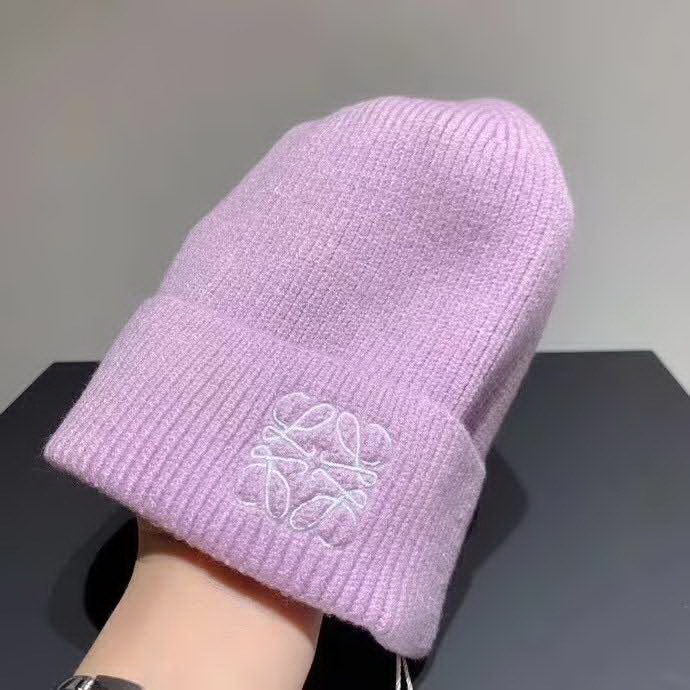 20冬季最新专柜款-罗意威Loewe新款毛线帽，秋冬个性保暖，复古潮味十足，很强的街拍风