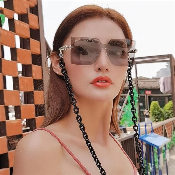 ☆「时尚达人首选」古驰Gucci☆2020全网最新太阳眼镜流行趋势销量排行第一,让你做最耀眼最酷的时尚达人