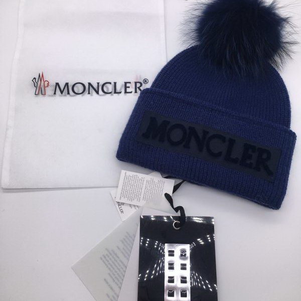官网同步20秋季最新款-Moncler新款针织帽，独家定制超大毛球，特别火爆，采用精选毛线，手感超柔软，弹性极佳