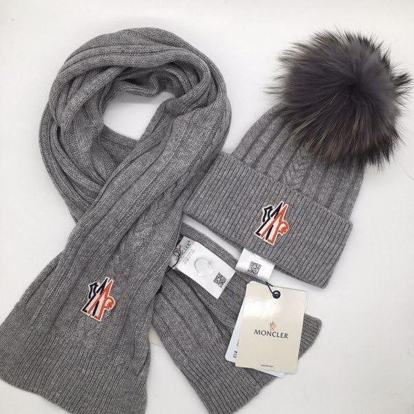 官网同步20秋季最新款-Moncler二​件套系‌列 围巾‎，帽子经‌典‎系‎列，精​致美感，精选毛线，手感超柔软，冬季必备款