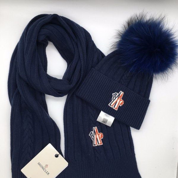 官网同步20秋季最新款-Moncler二​件套系‌列 围巾‎，帽子经‌典‎系‎列，精​致美感，精选毛线，手感超柔软，冬季必备款