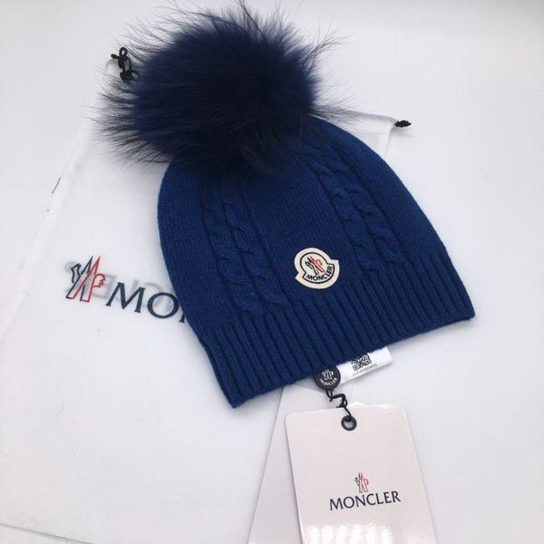 官网同步20秋季最新款-Moncler新款针织帽，独家定制超大毛球，特别火爆，采用精选毛线，手感超柔软，弹性极佳