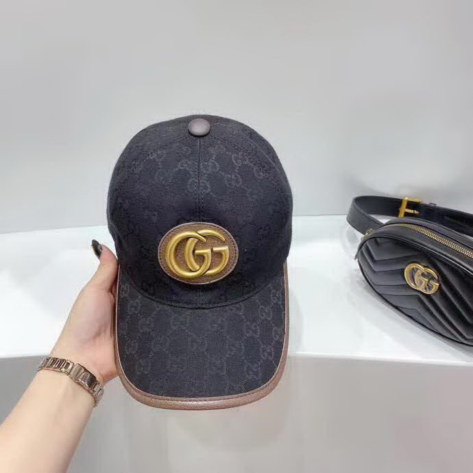 20冬季最新专柜款-古驰Gucci新款棒球帽，金属双G，专柜最新款，1:1开模订制，正版开模五金，原版帆布料+头层牛皮，质量超赞
