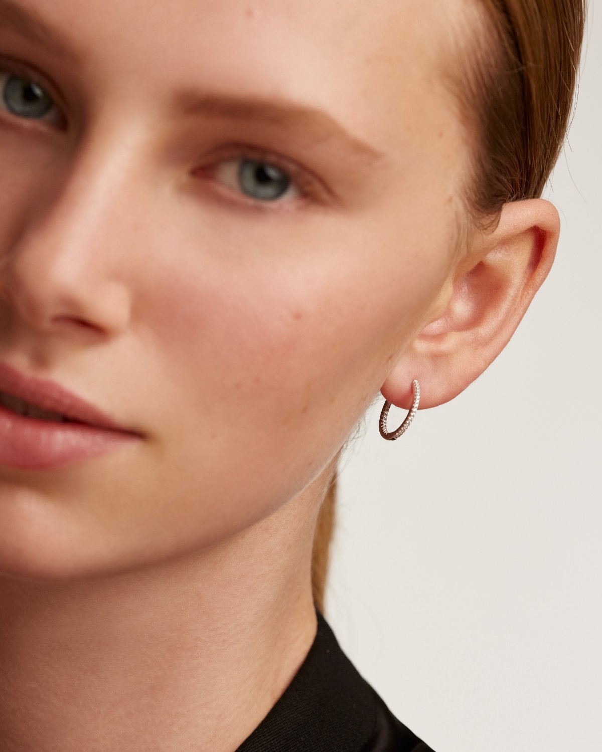 GRID-White Medium Hoops Silver