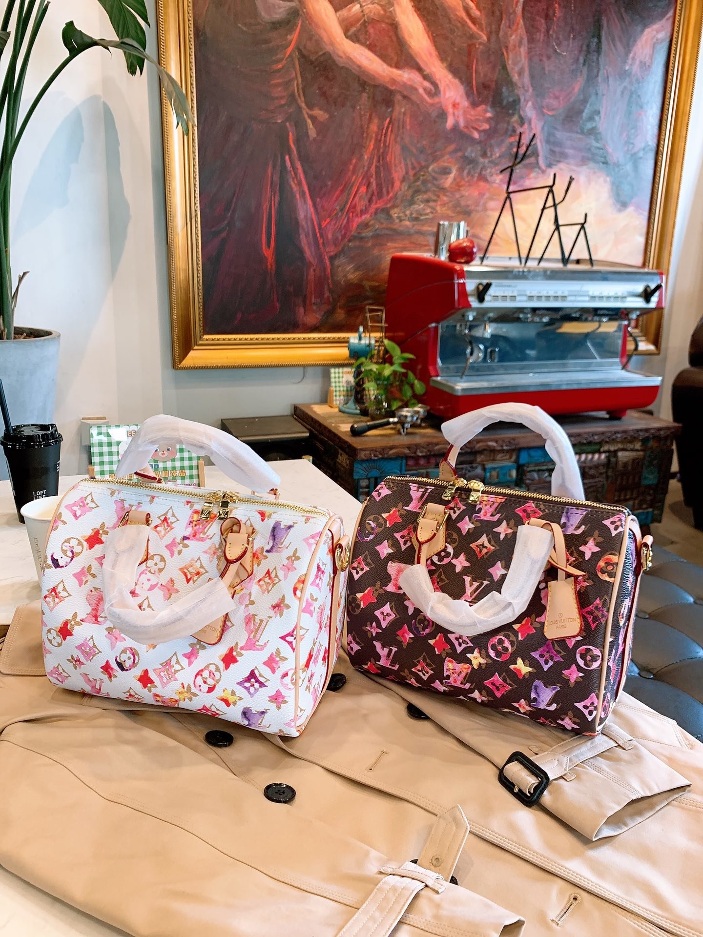 LOUIS VUITTON  LB0412005020126  size: 25cm