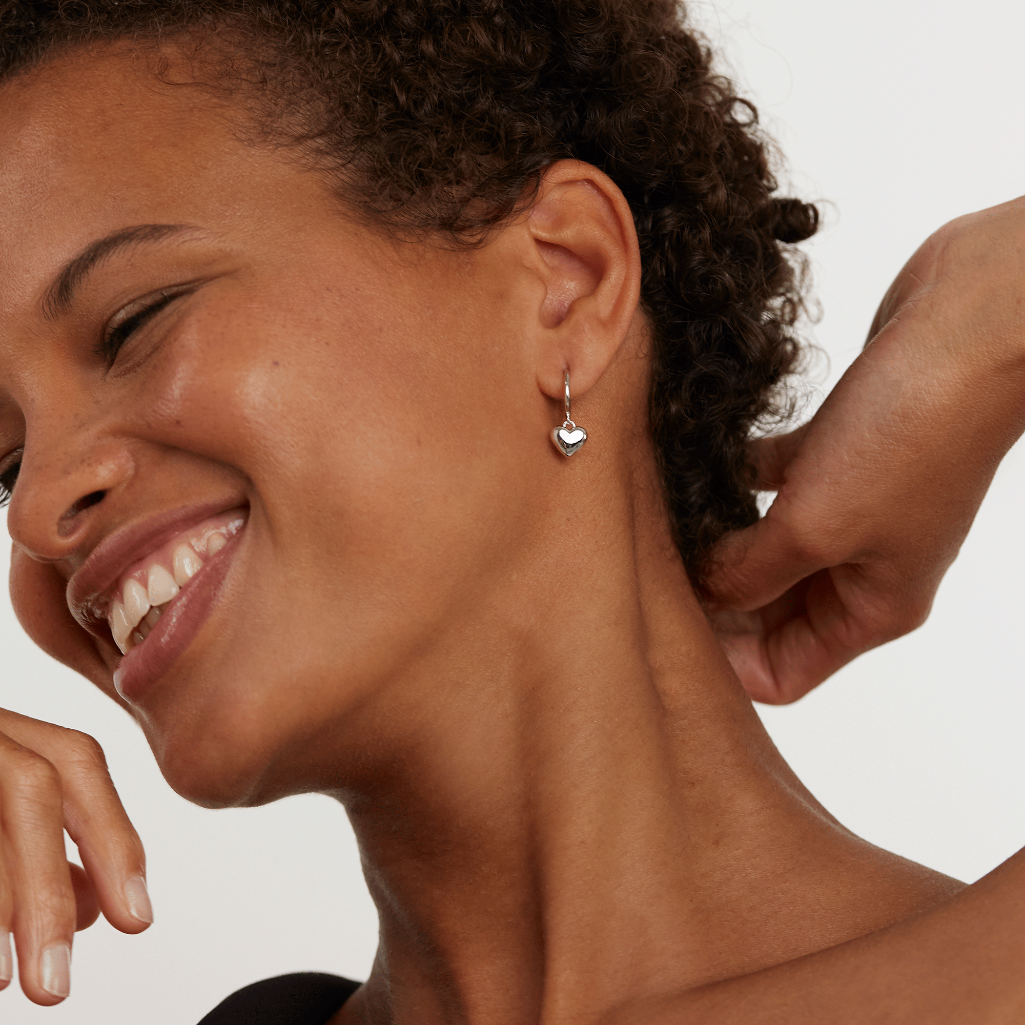 L'Absolu Silver Earrings