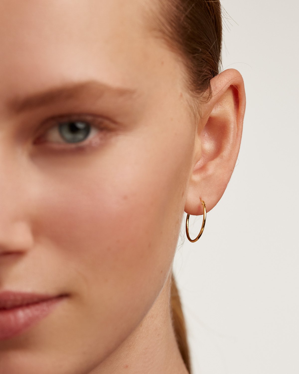 Medium Hoops Gold