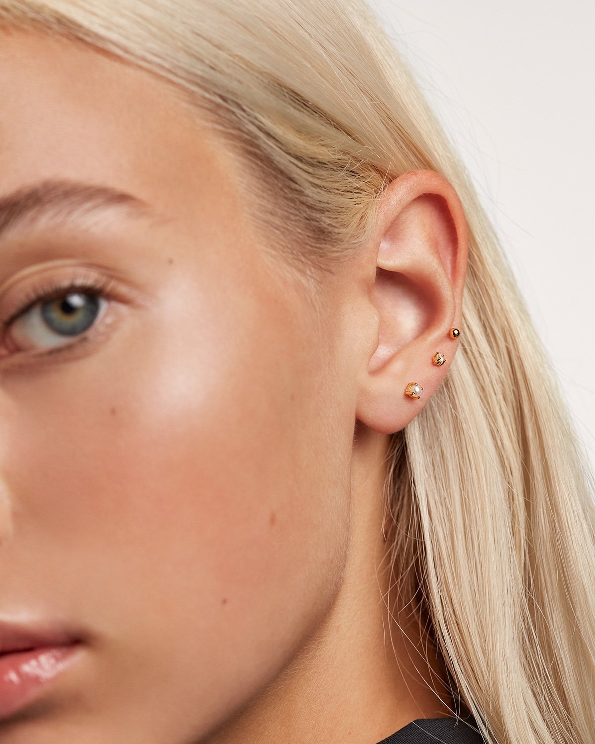 Angel Gold Earrings Set