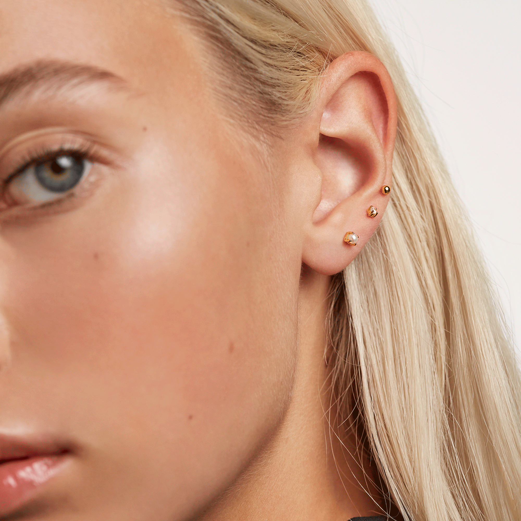 Angel Gold Earrings Set