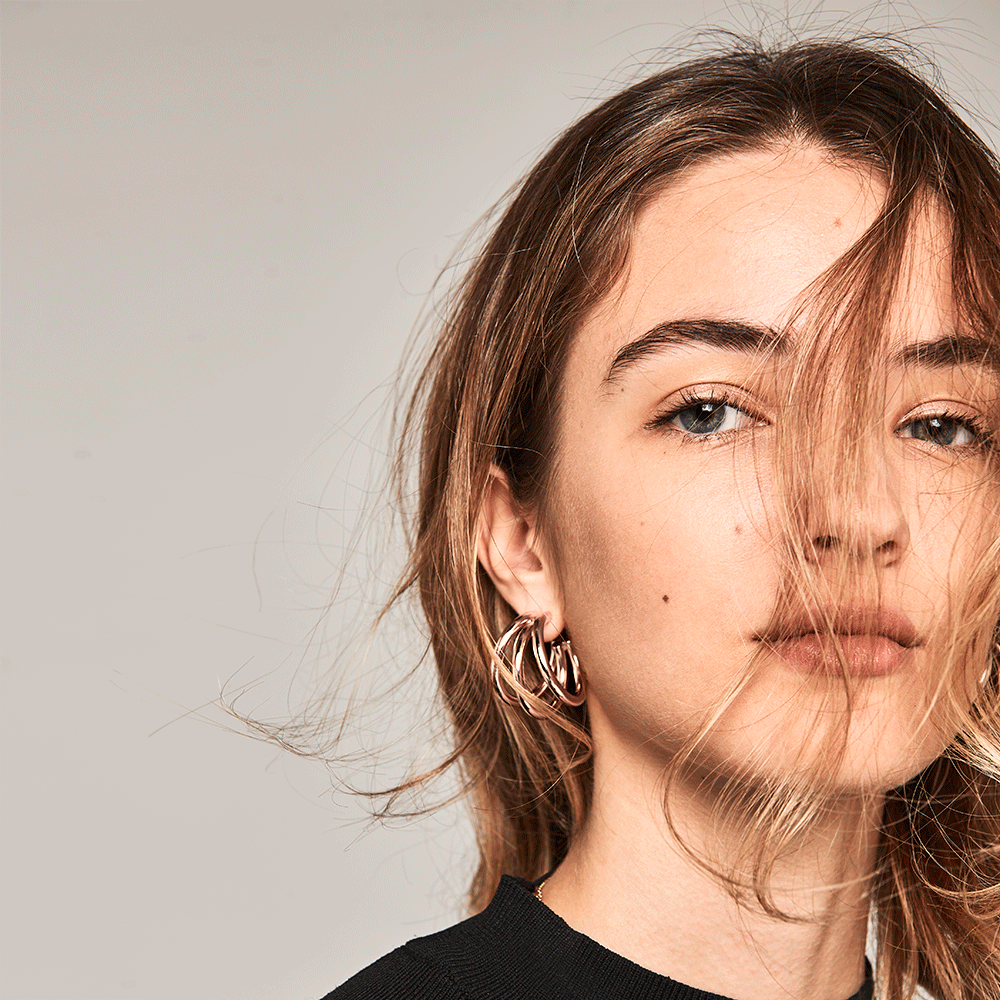 True rose gold earrings