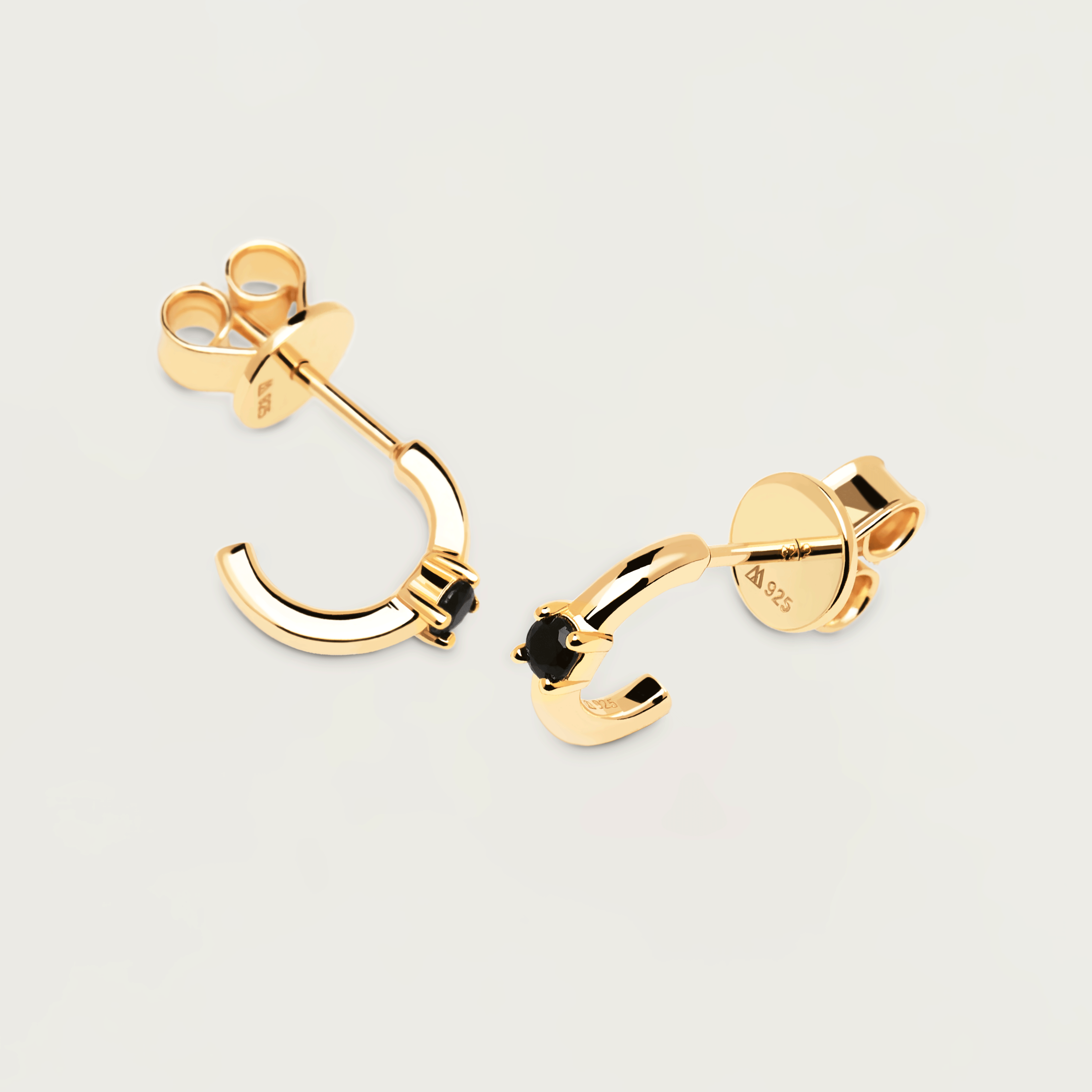 Black Solitary Earrings Gold