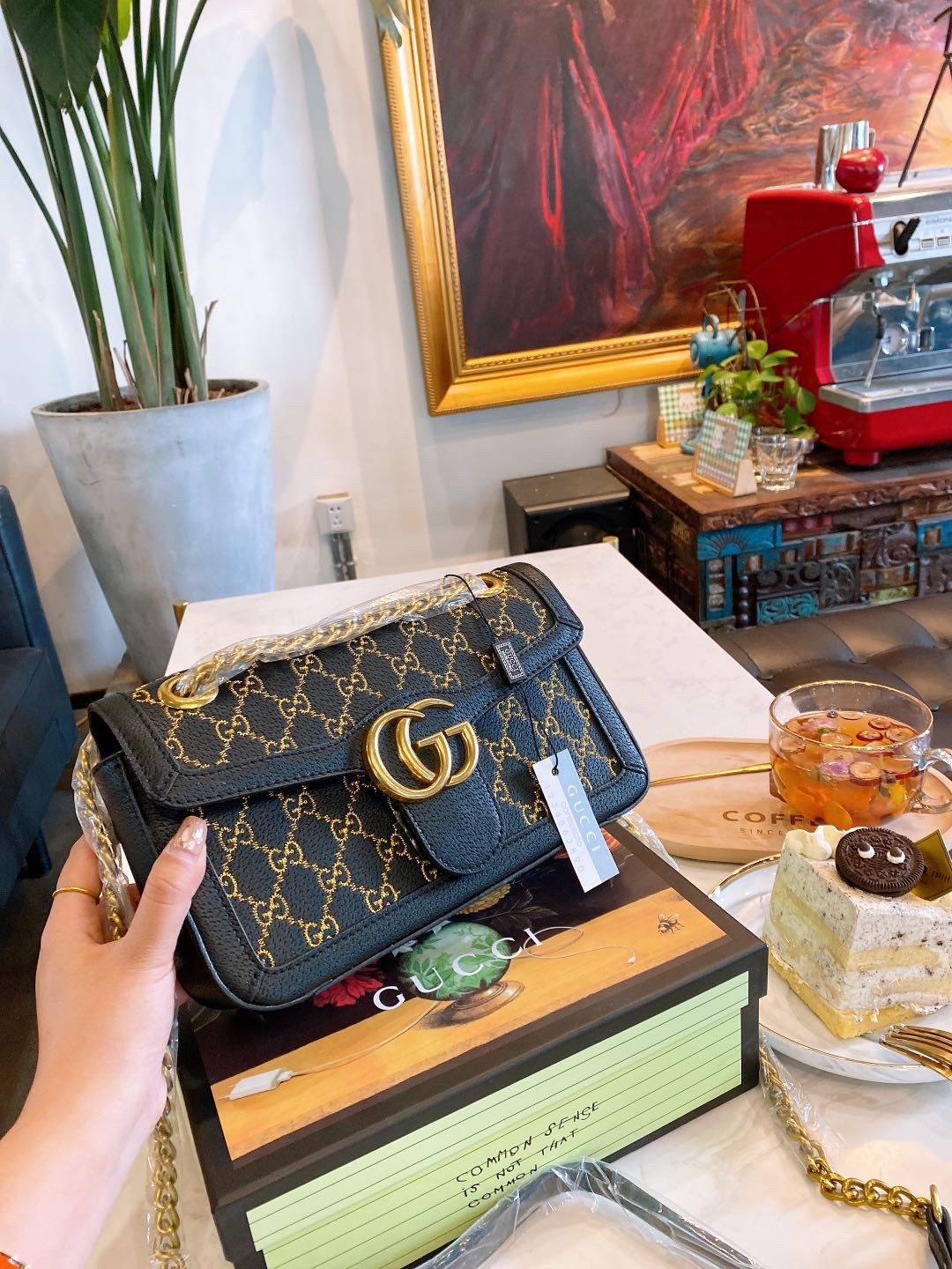 GUCCI  LB0812005020142  size: 26x17cm