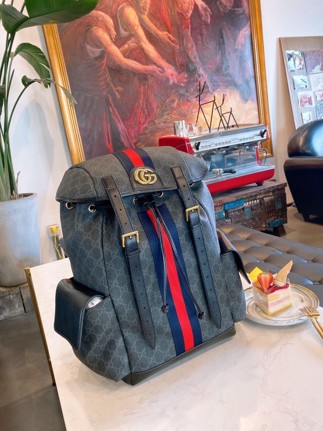 GUCCI  LB5812005020123  size: 30x45cm