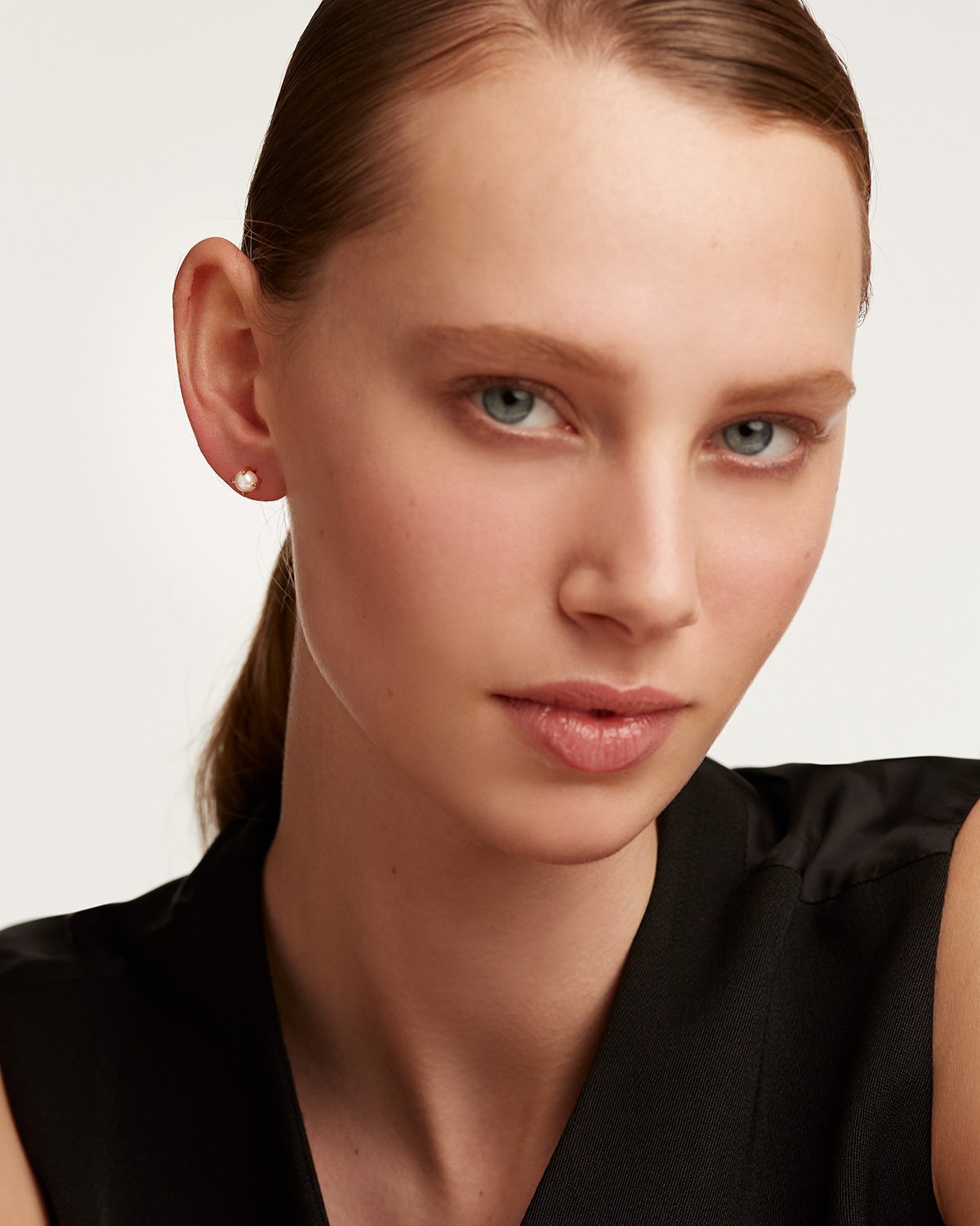 Solitary Pearl Earrings