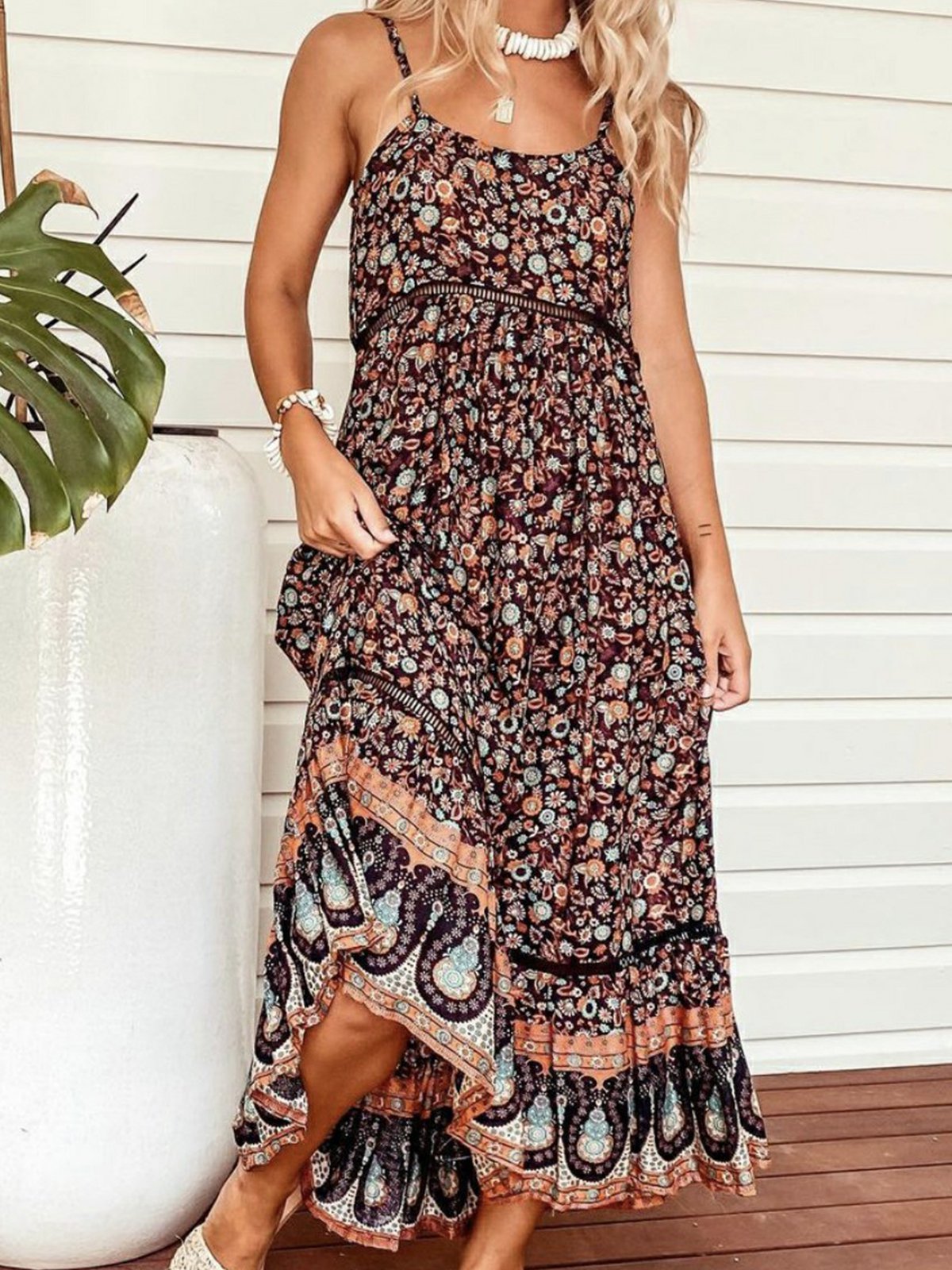 Boho Sexy Sleeveless Shift Vintage Scoop Neckline Dresses