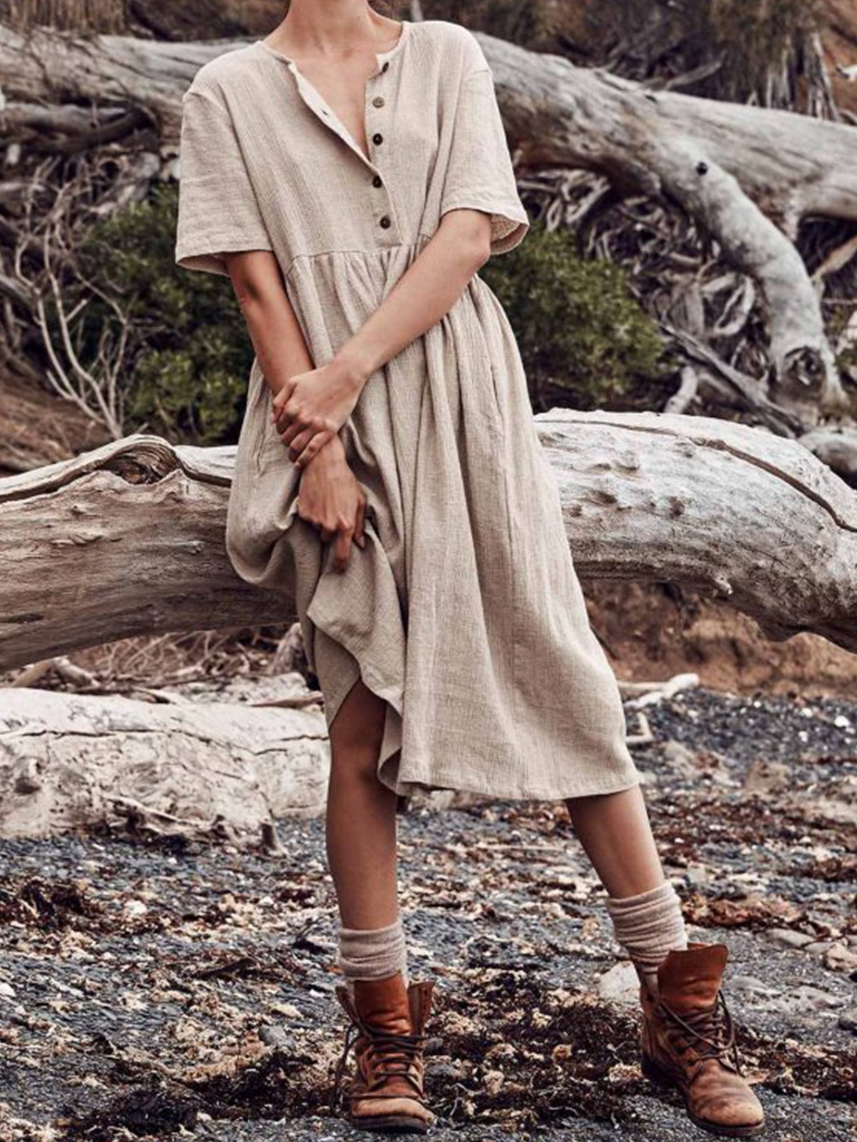 Casual Short Sleeve Buttoned Crew Neck Plain Dress