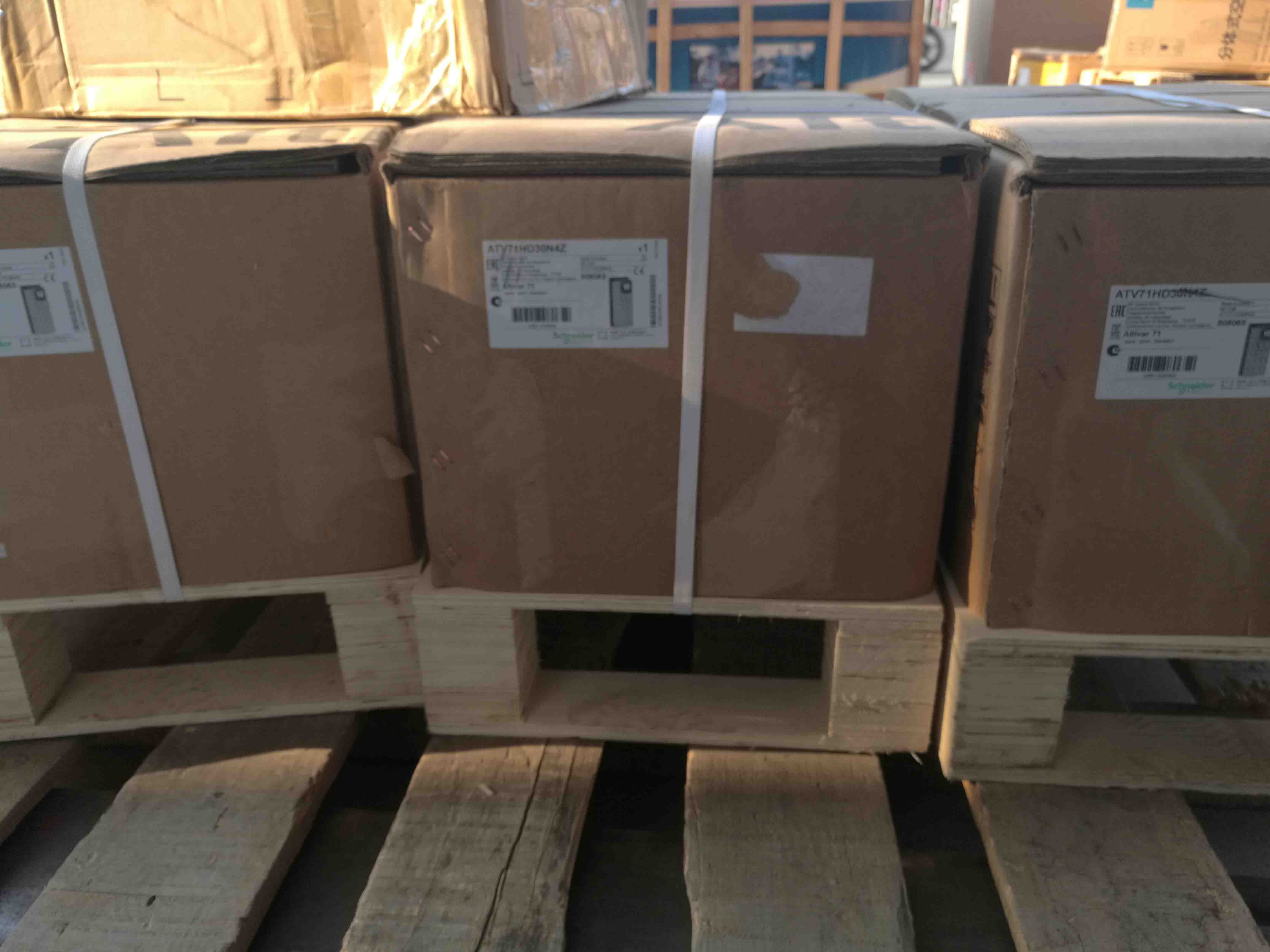 BMEP582040 Schneider processor module M580 Original Factory Sealed New