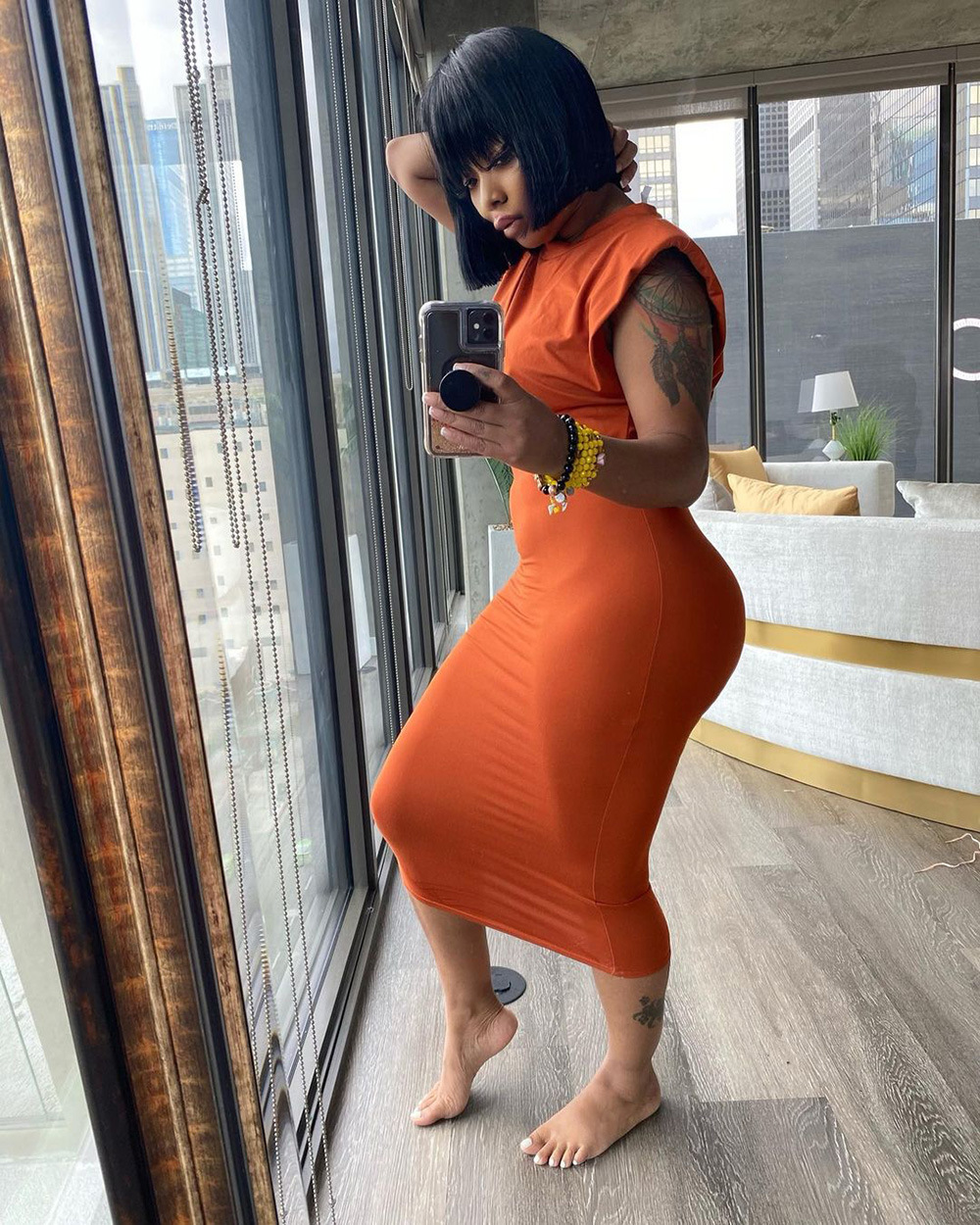 European and American women's 21 summer two-piece suit sleeveless padded T-shirt one-step skirt all-match fashionable casual suit H8912