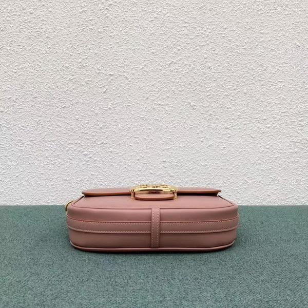 【原版皮】赛琳/Celine Maillon肩背包，简约无多余的修饰，高级的质感，Logo五金镂空设计增添包的独特，一见倾心，外牛皮，内衬羊皮，款号：191343