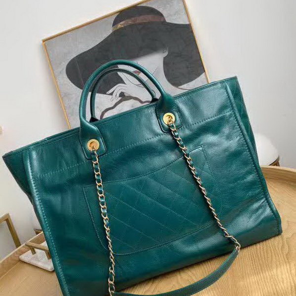 【原版皮】香奈儿/Chanel 购物袋 ，采用进口油腊牛皮，配顶级精美古铜金五金，非常高档新颖独特，休闲又时尚、又会掀起一股热潮，五金 ogo镶珍珠，款号：AS8375