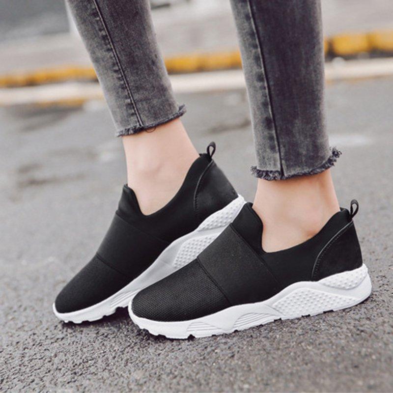 Comfortable Fabric Women Slip-On Sneakers