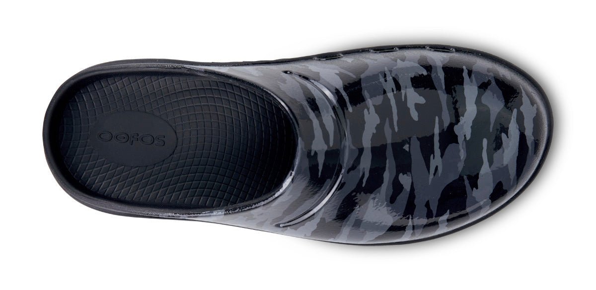 Women's OOcloog Limited Edition Clog - Black Camo