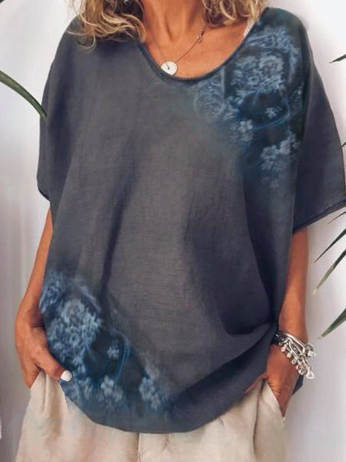 Casual Printed V-neck Short Sleeve Plus Size Blouse