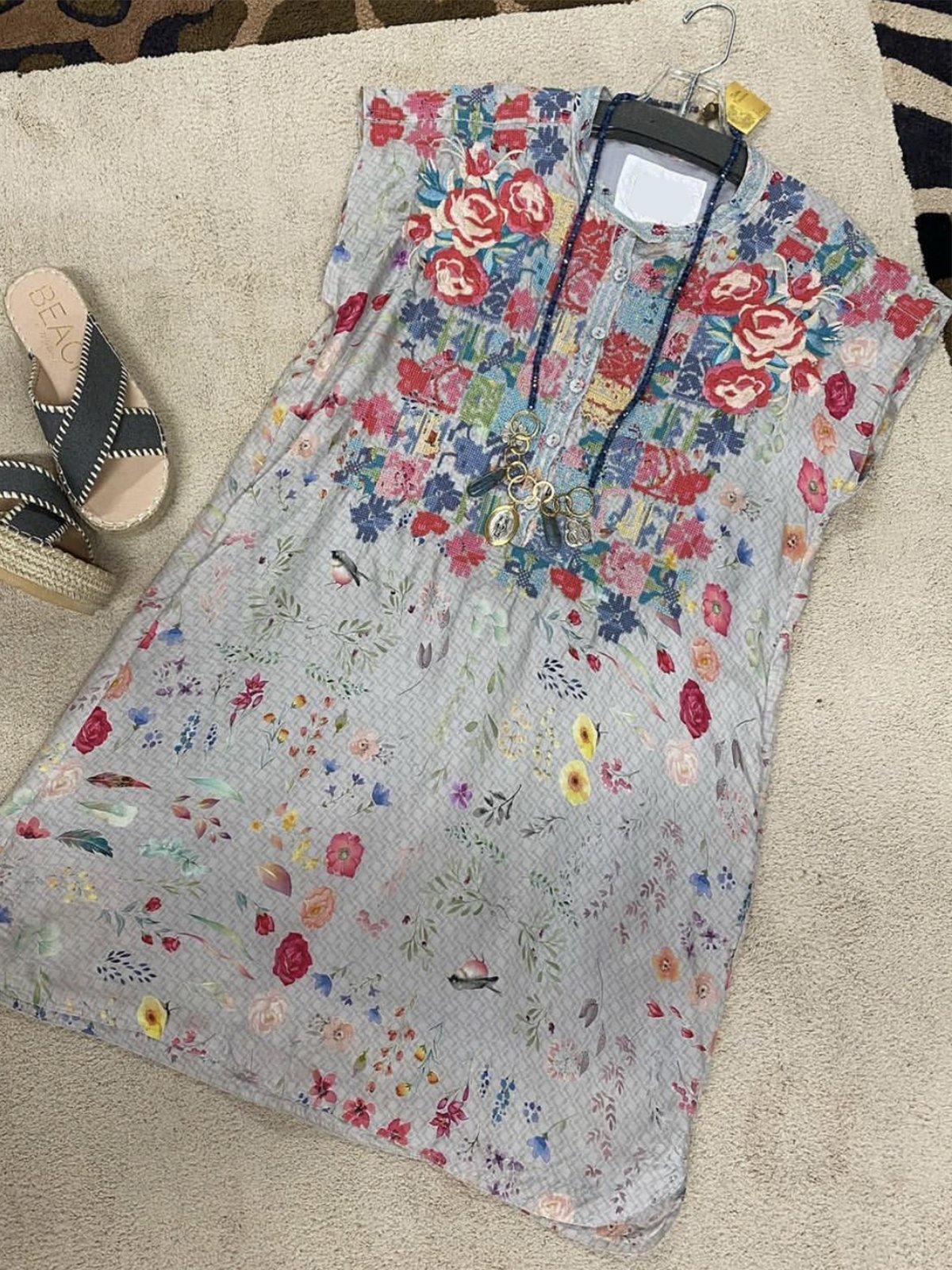 Natural Butterfly Crew Neck Short Sleeve Dresses