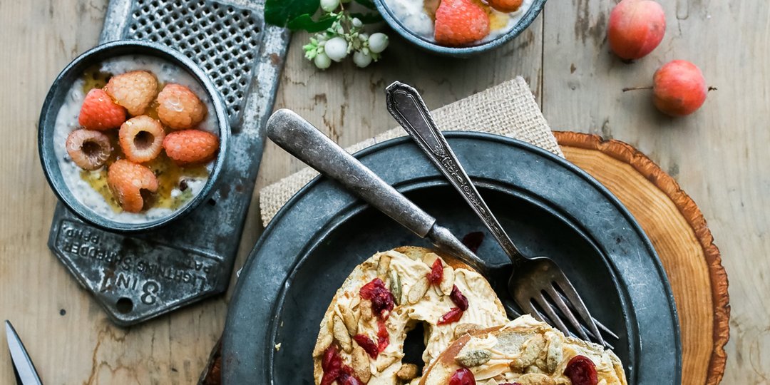 襟元が精緻で、辺を包むのが公で整えて、線を離れるべきでなくて、身を修めて心地良くて、顔の形を装飾します。