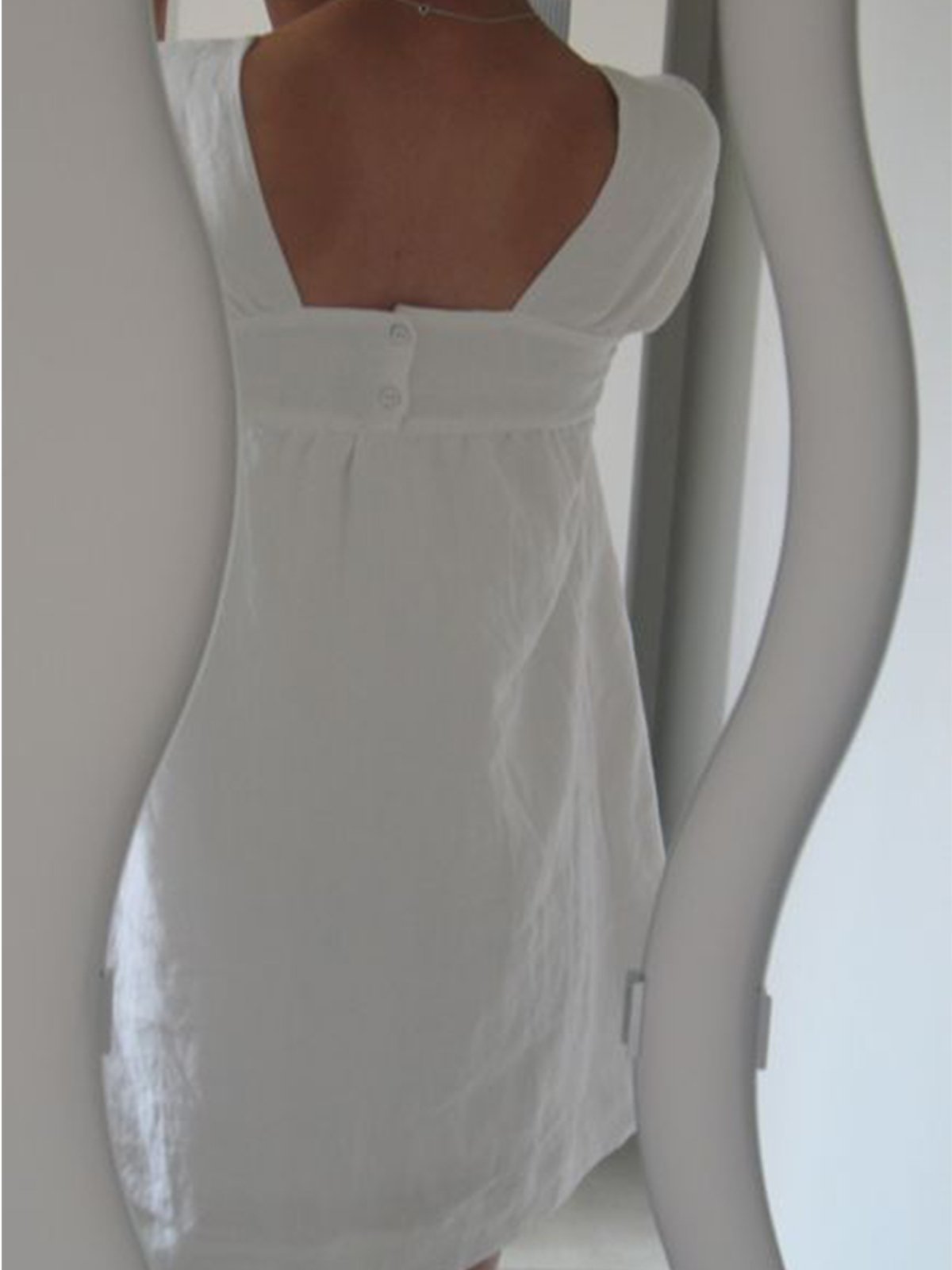 White Short Sleeve Shift Solid Dresses