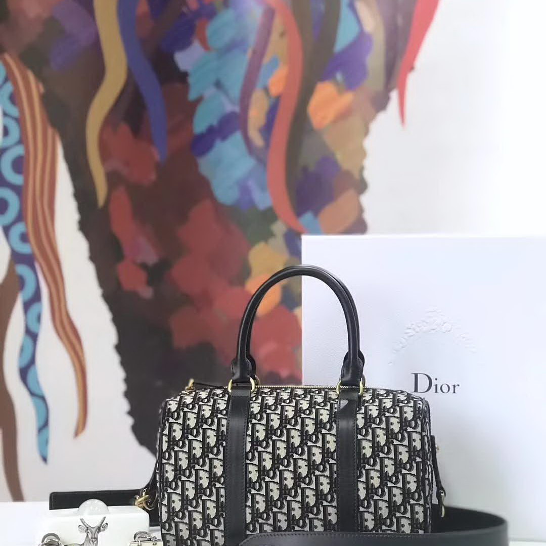 【原版皮】迪奥/Dior 枕头包，选用Oblique提花帆布搭配同色系牛皮皮革裁制而成，经典大方，简约时尚