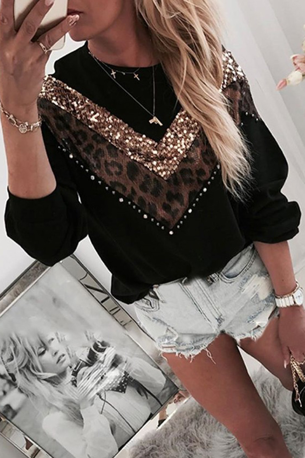时尚豹纹亮片拼接黑色舒适圆领长袖上衣