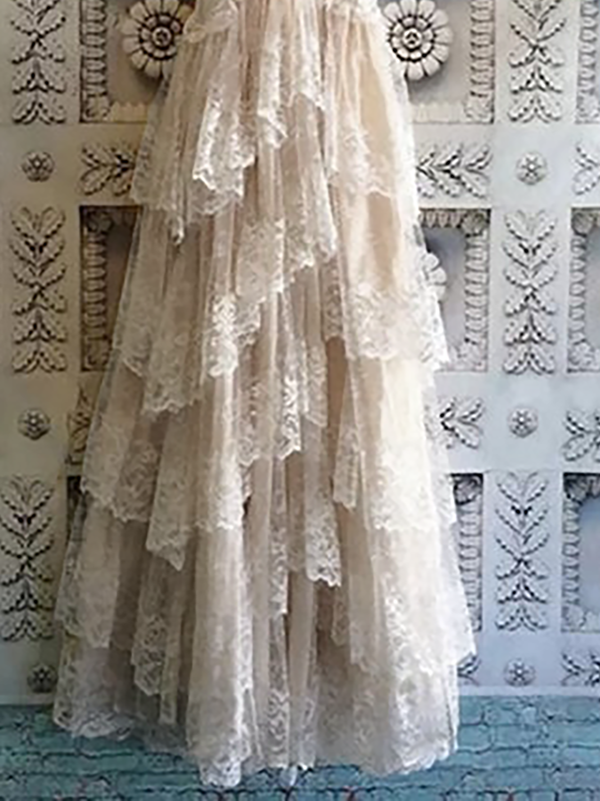 Women's V-neck elegant lace dress