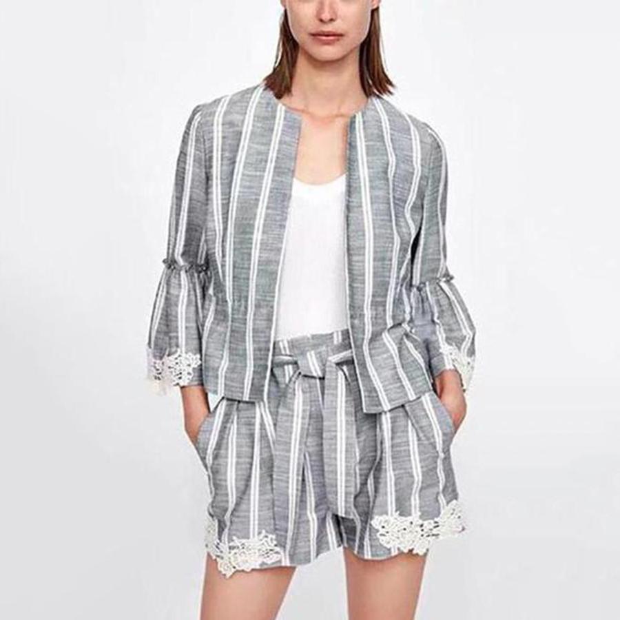 Lace Stitching Trumpet Sleeve Casual Suit Shorts Suit