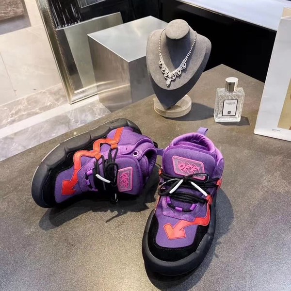 20秋季最新专柜款-OFF WHITE2020秋冬款上新官网同步，LOOG撞色鞋带，潮范十足，是当季潮鞋时尚百搭必选款喔