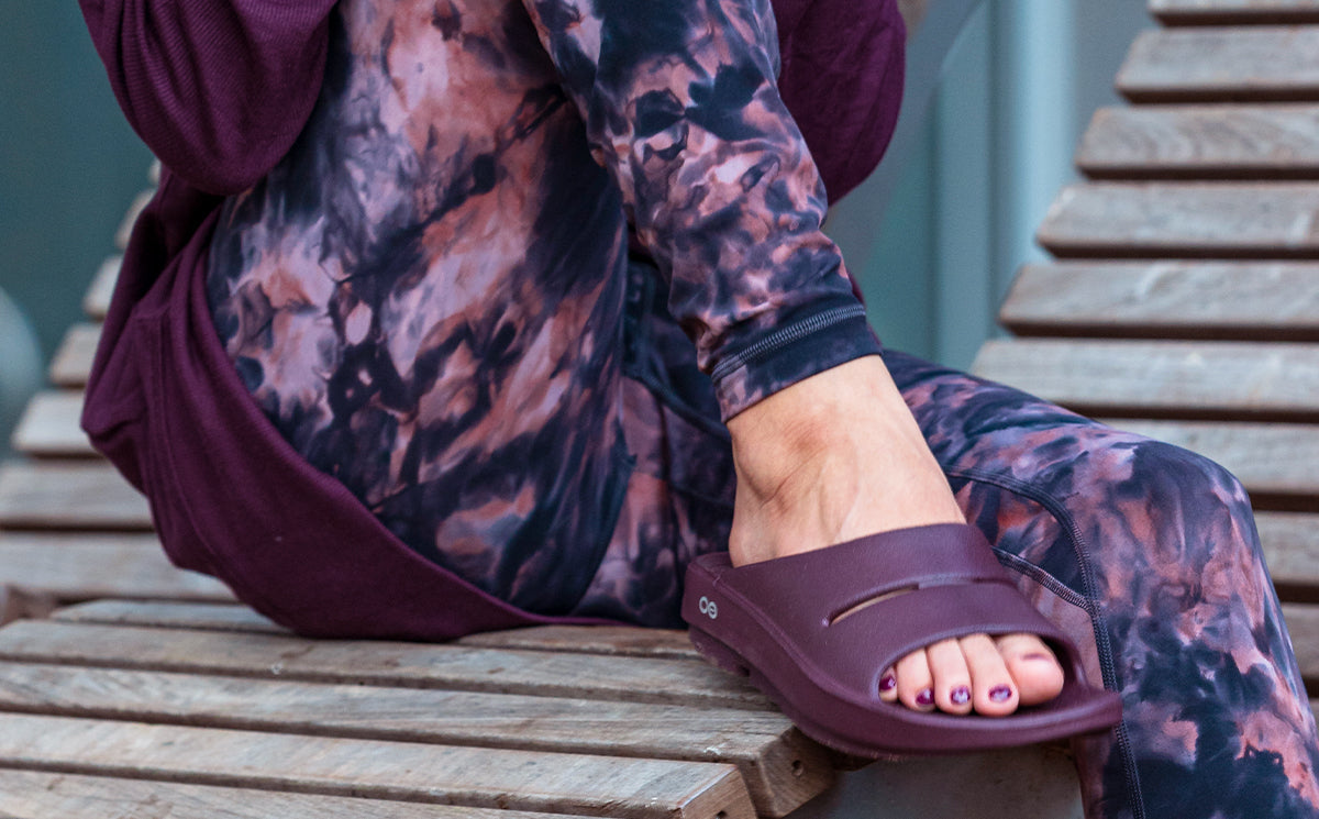 Women's OOahh Slide Sandal - Cabernet