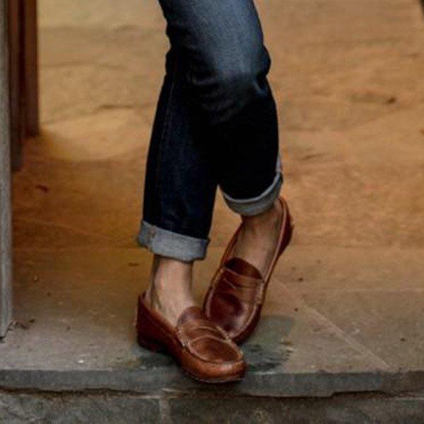 Women Vintage Slip On Loafers Low Heel PU Leather Loafers