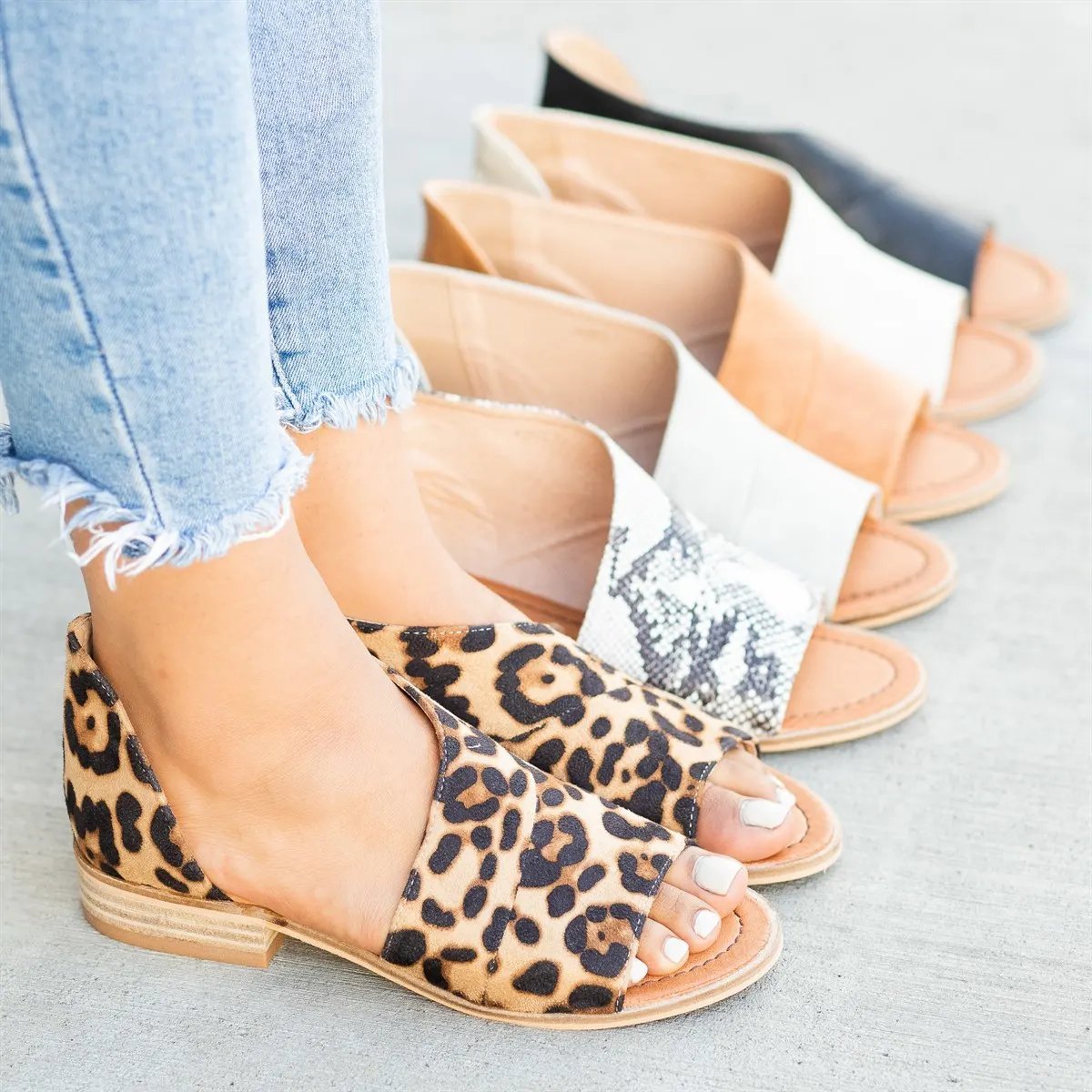 Peep Toe Side-cut Style Stacked Heel Flats