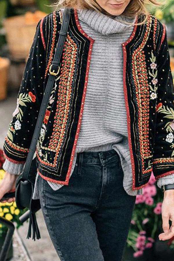 Fashion Long Sleeve Embroidery Short Blazer