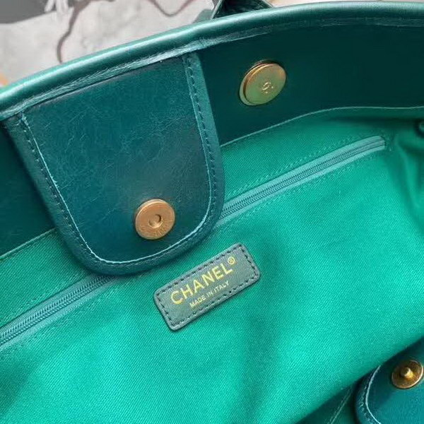 【原版皮】香奈儿/Chanel 购物袋 ，采用进口油腊牛皮，配顶级精美古铜金五金，非常高档新颖独特，休闲又时尚、又会掀起一股热潮，五金 ogo镶珍珠，款号：AS8375