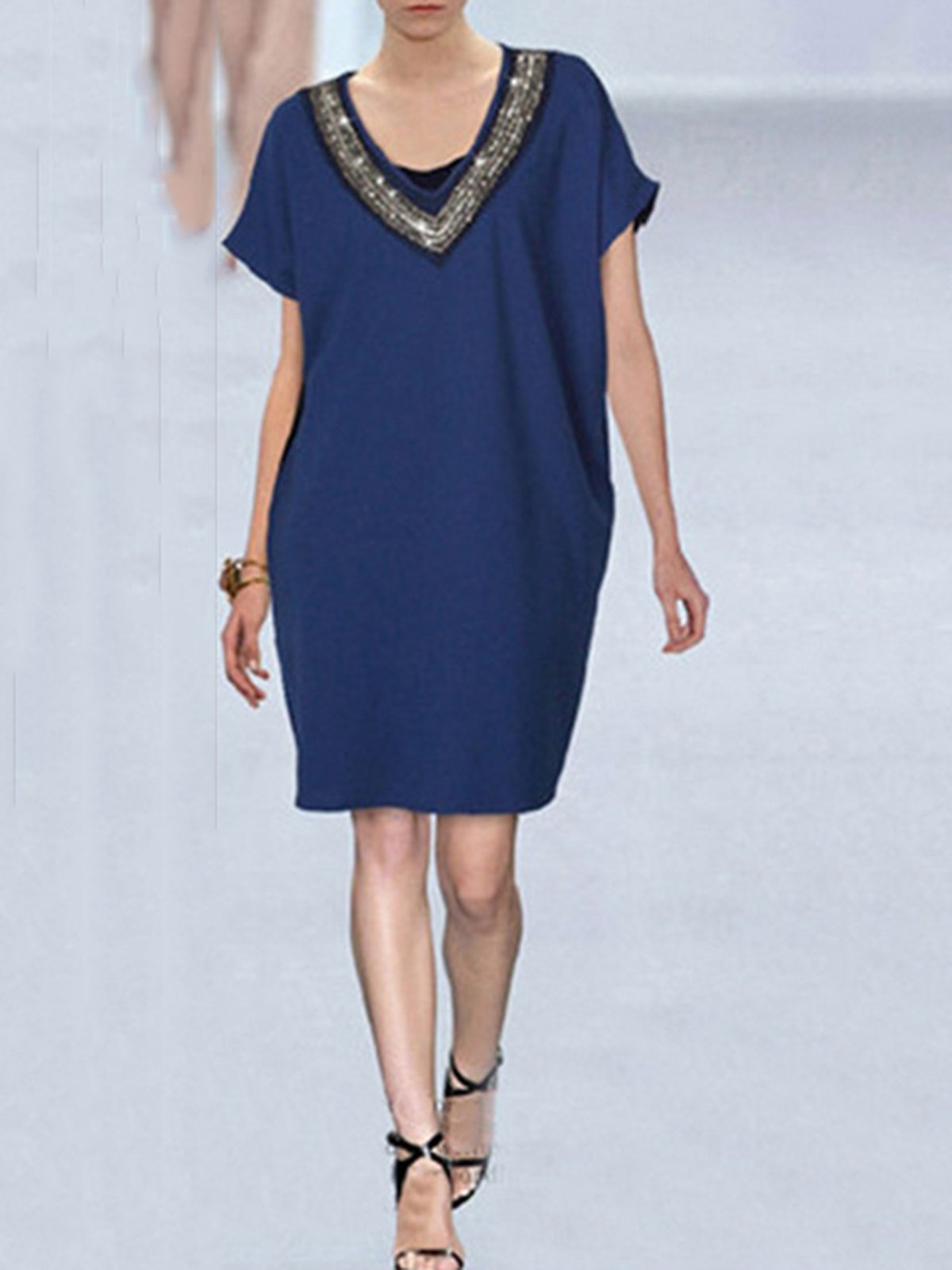 Plus Sizev Plain Casual Beaded Midi Dress