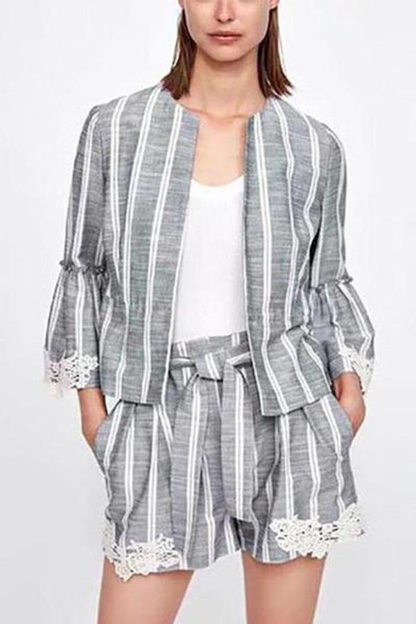 Lace Stitching Trumpet Sleeve Casual Suit Shorts Suit