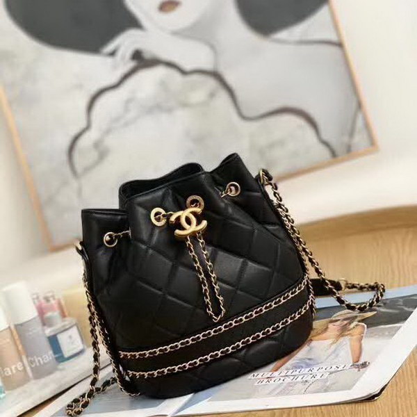 【原版皮】香奈儿/Chanel 抽绳包，采用进口羊皮配精美复古五金，整体设计充满激情元素，单肩、斜挎更时尚，更具有创意和别致风格，各大女星，时尚博主都人手一只，款号：AS1266